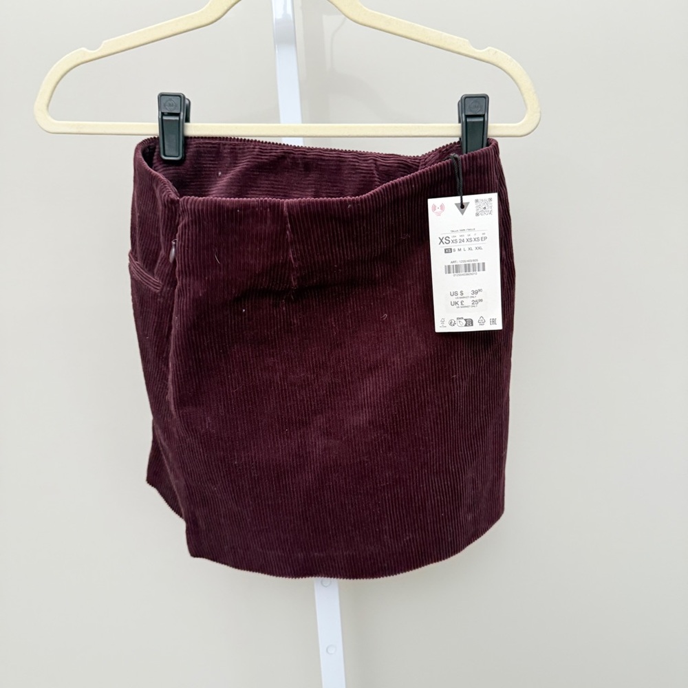 Zara Burgundy Corduroy Skirt